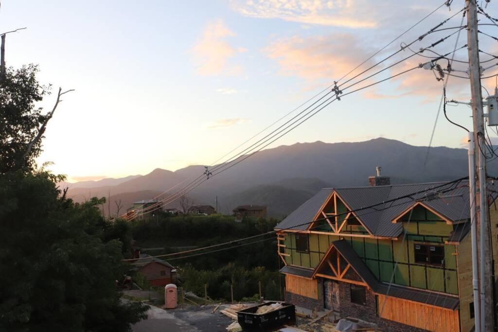 Chalet Village- Amazing Mountain Views - Piney Butt Place Gatlinburg Buitenkant foto